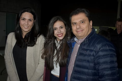 25122019 Elena, Marian y Manuel.