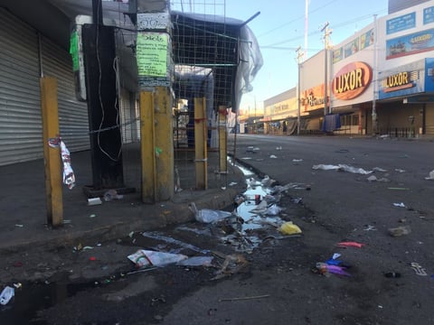 En un recorrido realizado por El Siglo se observó una gran cantidad de basura en las calles