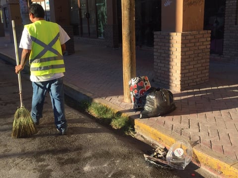 En un recorrido realizado por El Siglo se observó una gran cantidad de basura en las calles