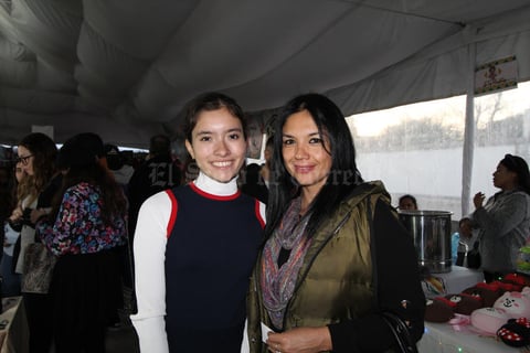 26122019 Jenny y Ana Camila.