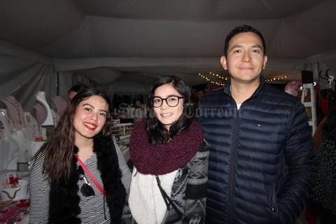 26122019 Giselle, Michelle y Leonardo.