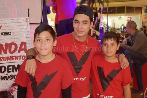 27122019 César, Ángel y Ángel.