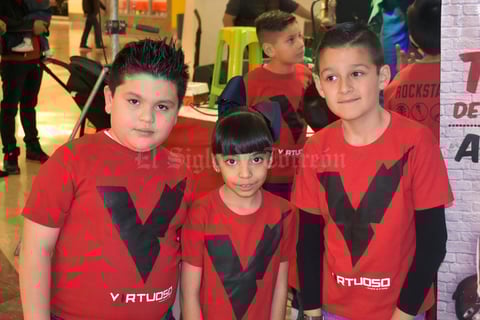 27122019 Fabian, Romina y Jaime.