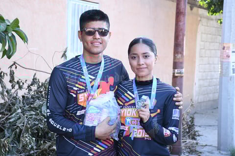 27122019 RECIENTE EVENTO.  Gashi y Valeria.