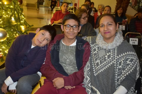 28122019 Santiago, David y Karina.