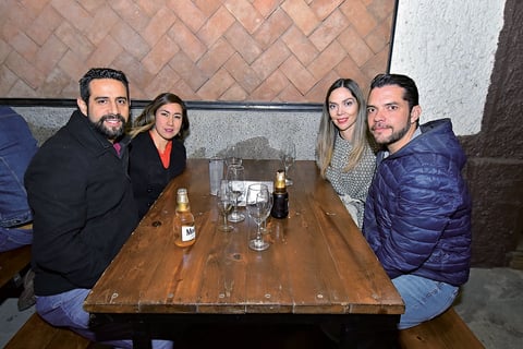 28122019 Diana, Alejandro, Paola y Hazael.