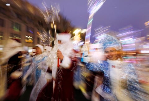 Desfile de Año Nuevo en el centro de Minsk, Bielorrusia.