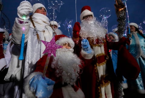 Desfile de Año Nuevo en el centro de Minsk, Bielorrusia.