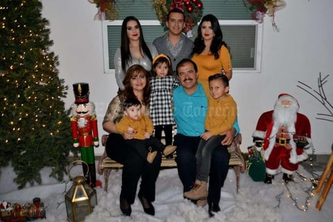 29122019 EN NAVIDAD.  Familia Amozurrutia Fonseca.
