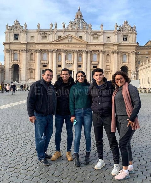 29122019 Homero, Homero, Daniela, Rodrigo y Brenda.