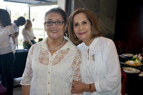 01012020 RECIENTE EVENTO.  Laura y Noemí.