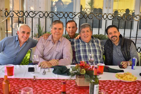 01012020 Entre amigos.