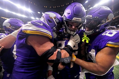 Vikingos de Minnesota dan la sorpresa eliminando al los Santos de Nueva Orleans