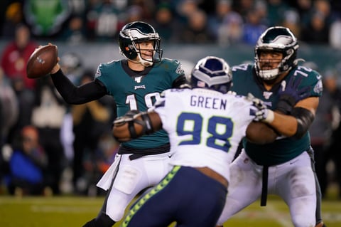 Seattle vencen a Filadelfia en la ronda de comodines