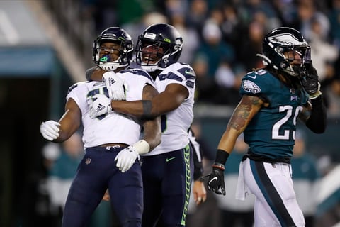 Seattle vencen a Filadelfia en la ronda de comodines