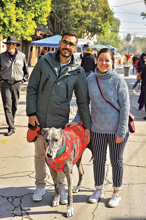 06012020 Vera Pichardo y Anwar Darwich con su marcota Pecas.