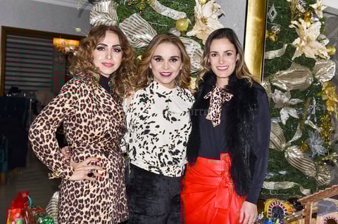 Cynthia, Lizy y Anilú.