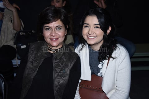 07012020 Selene González y Karen Adelina González.