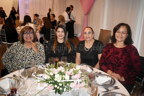 09012020 TARDE DE DAMAS.  Irma, Anabel, Umbelina y Minerva.