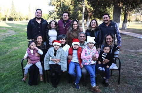 09012020 GRATA CONVIVENCIA.  La familia Adame disfrutó de su reunión.