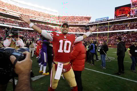 Titanes de Tennessee y 49ers de San Francisco avanzan a las Finales de Conferencia