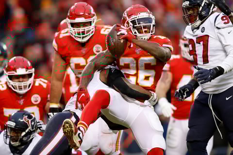 EMpacadores de Green Bay y Jefes de Kansas City avanzan a las Finales de Conferencia