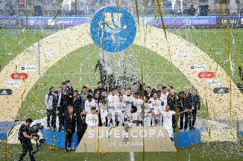 Vence en penales al Atlético en el derbi madrileño