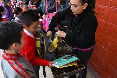 De encontrar algo extraño en las mochilas, se informará a los padres de familia para en conjunto establecer las medidas necesarias.