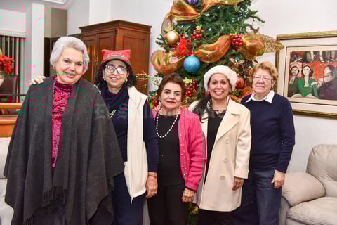 13012020 CELEBRAN SU AMISTAD.  Chelo, Mily, Nena, Cecilia y Gaby.