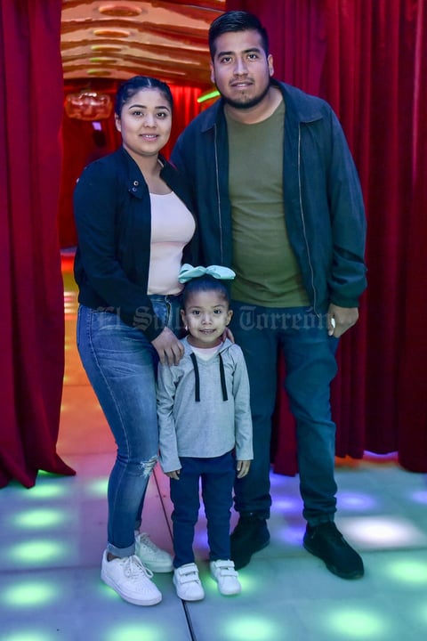 13012020 Jessica Santos, Sergio Pérez y Emely Pérez.