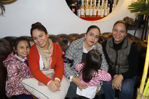 En el café