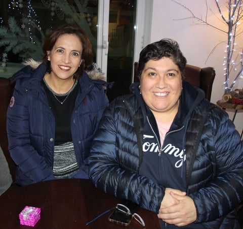 En el café