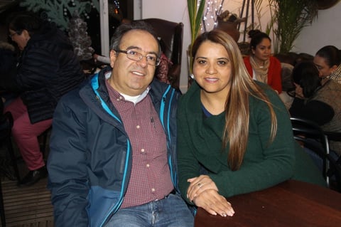 En el café
