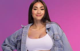 ARTISTA REVELACIÓN FEMENINO