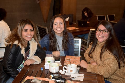16012020 Nataly, Ana Ruth y Michelle.