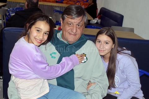 15012020 EN FAMILIA.  Silvana, Rubén y Luciana.