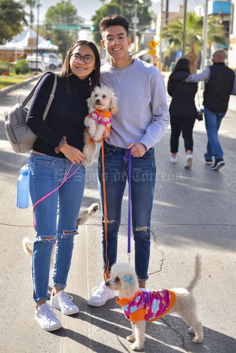 14012020 Diego y Paulina y sus mascotas.