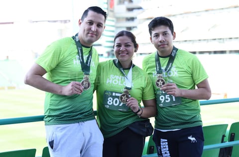 20012020 PRESUMEN SU MEDALLA.  Kristian, Ana y Ciro.