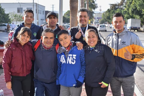 20012020 PARTICIPAN EN CARRERA.  Equipo de atletismo Veloz.