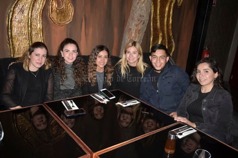 Beatriz, Denisse, Leida, Mara, Diego y Lily