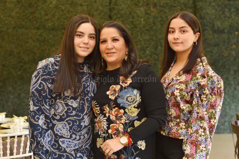 Margarita López Karla, Marcela y Marcela