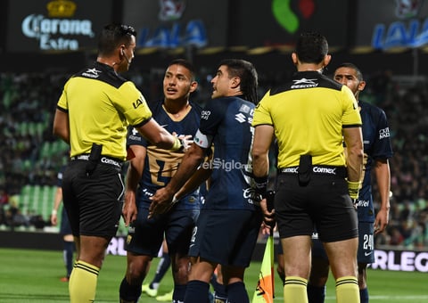 SANTOS VS PUMAS COPA MX


 Santos Laguna vs Pumas UNAM octavos de final de Copa MX