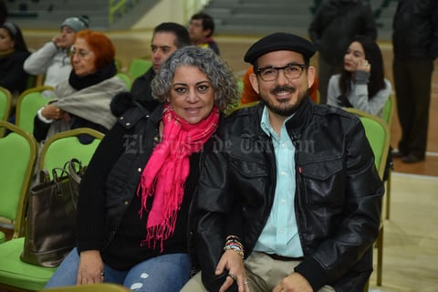 23012020 Karina y Óscar.