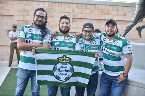 22012020 Apoyan a su equipo.