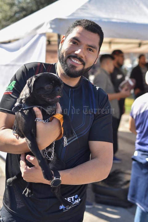 28012020 Marcio y su perrito Bruce.