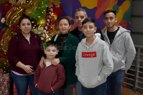 28012020 Norma, Axel, Norma, Jaime, Brandon y Jaime.