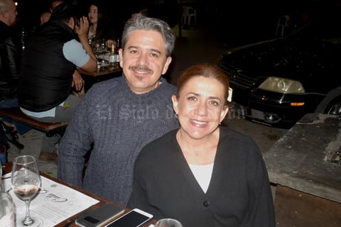 28012020 Beto y Mayte.