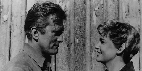1951. Se divoricia de Diana Dill por infidelidades del actor.