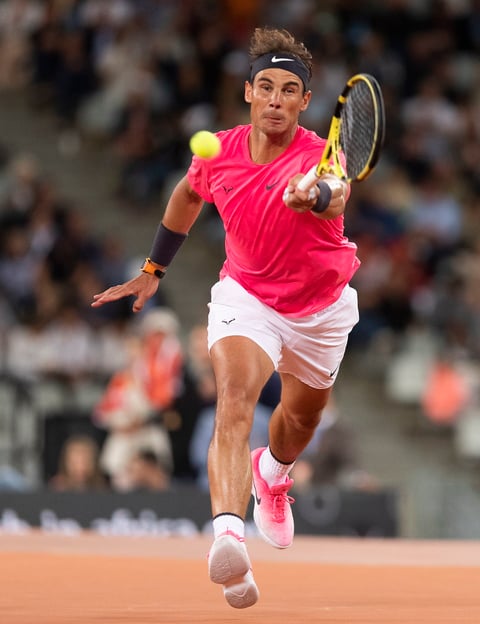 Los tenistas Roger Federer y Rafaél Nadal jugaron un duelo de exhibición en beneficio por África donde participó Bill Gates