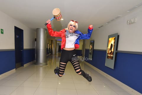 Garcia; quien canta, actúa y es productora del colectivo Proscenio Teatro, dijo en entrevista con El Siglo de Torreón que planeó acudir al complejo vestida de Harley solo para pasarla bien y de paso sorprender a las primeras personas que vieron el largometraje en su segundo día de proyecciones en la región.